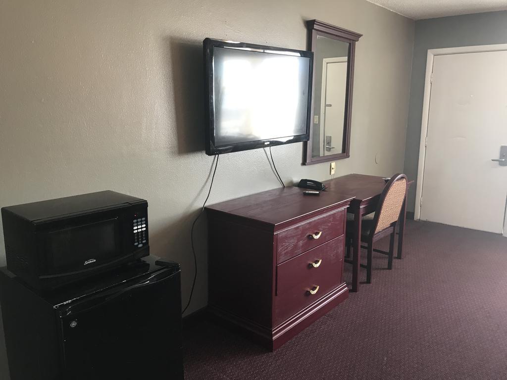 Express Inn Bay City Exterior photo