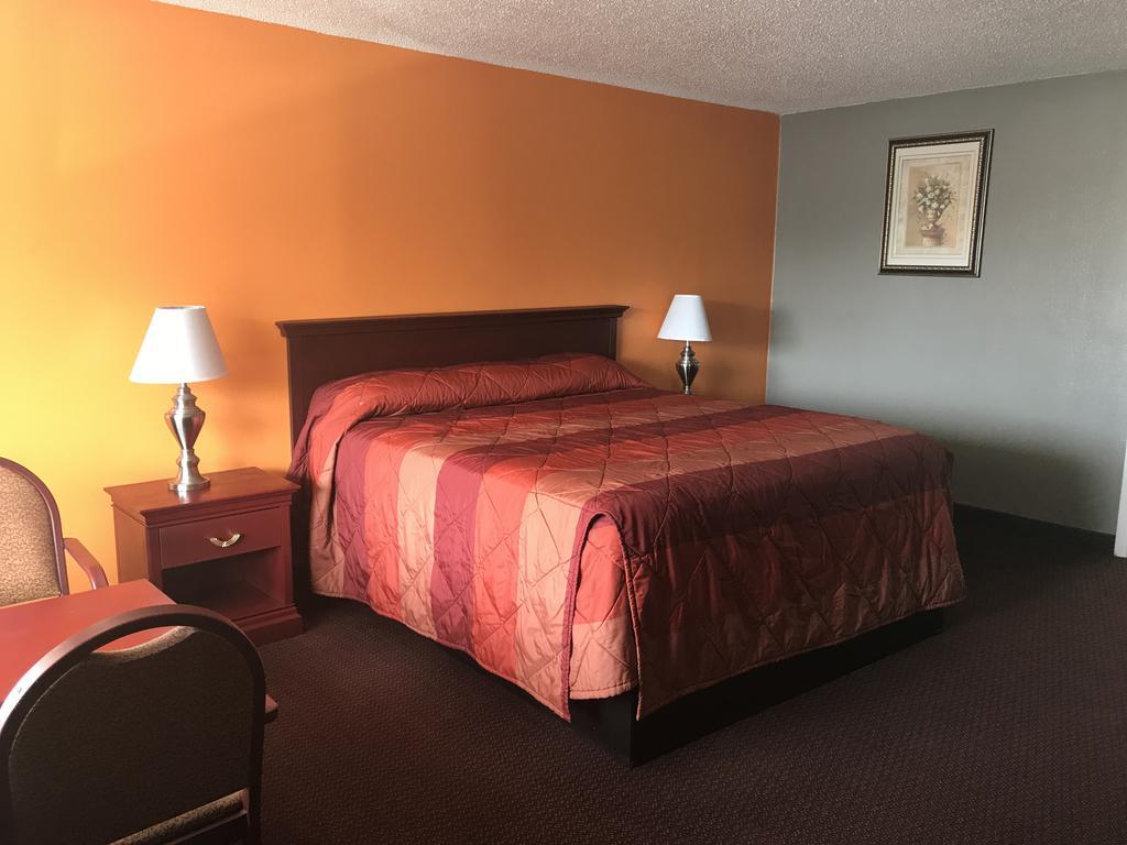 Express Inn Bay City Exterior photo